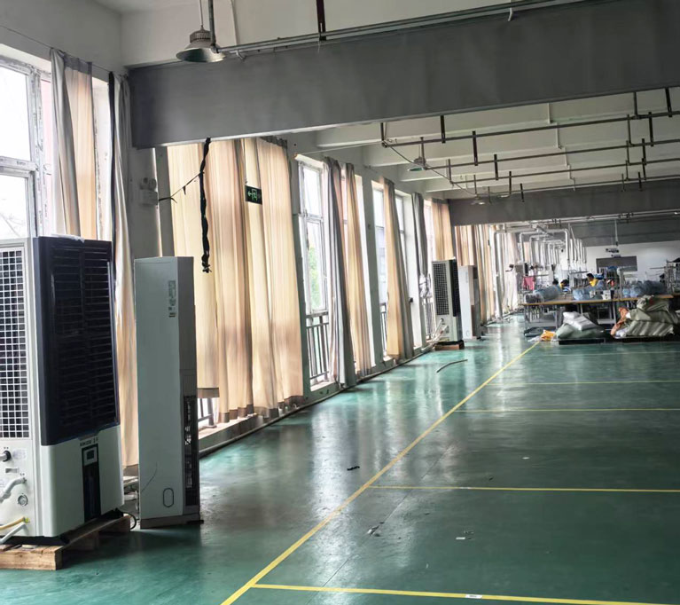 制衣廠制冷降溫，安裝蒸發(fā)冷省電空調(diào)-立式軸流雙風(fēng)口
